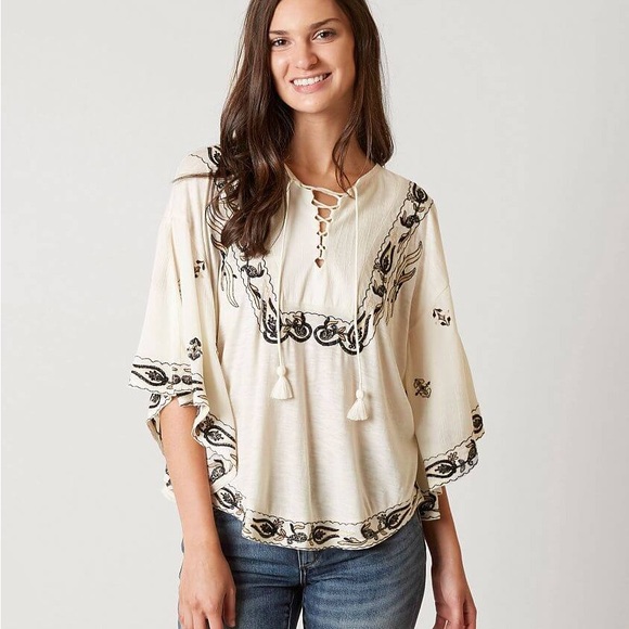 Lucky Brand Women’s Boho Embroidered Flare Sleeve Lace Up  Top S - Picture 2 of 14